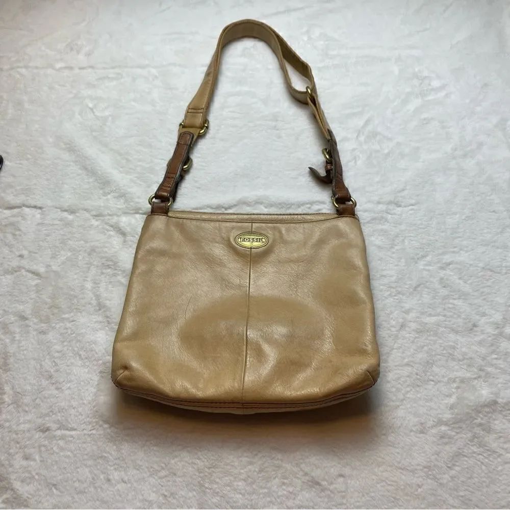 Fossil Explorer Crossbody Leather Purse